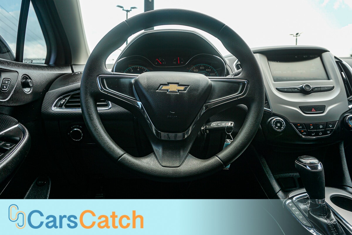 CARSCATCH - Used vehicle - SEDAN CHEVROLET CRUZE 2018