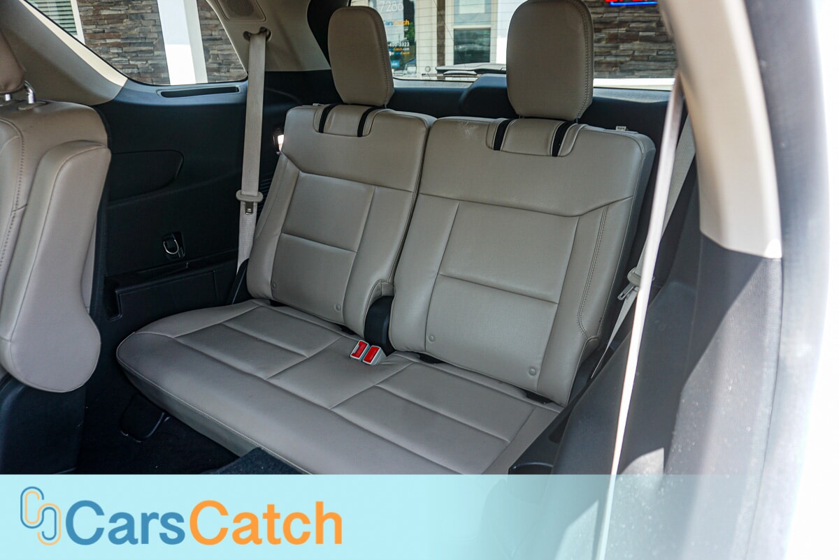 CARSCATCH - Used vehicle - SUV FORD EXPLORER 2022