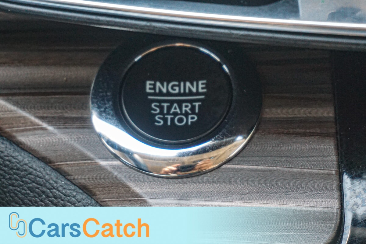 CARSCATCH - Used vehicle - SUV FORD EXPLORER 2022