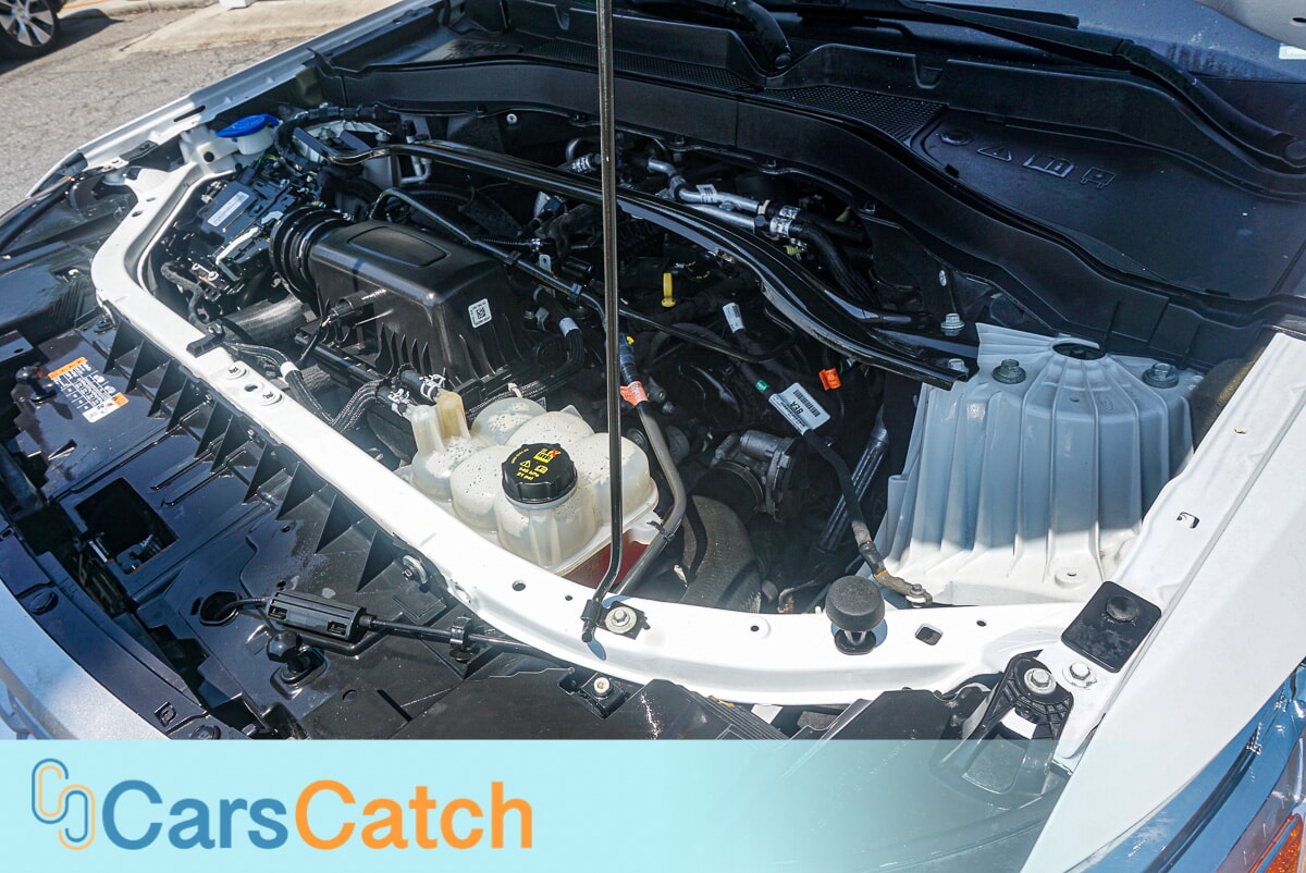 CARSCATCH - Used vehicle - SUV FORD EXPLORER 2022