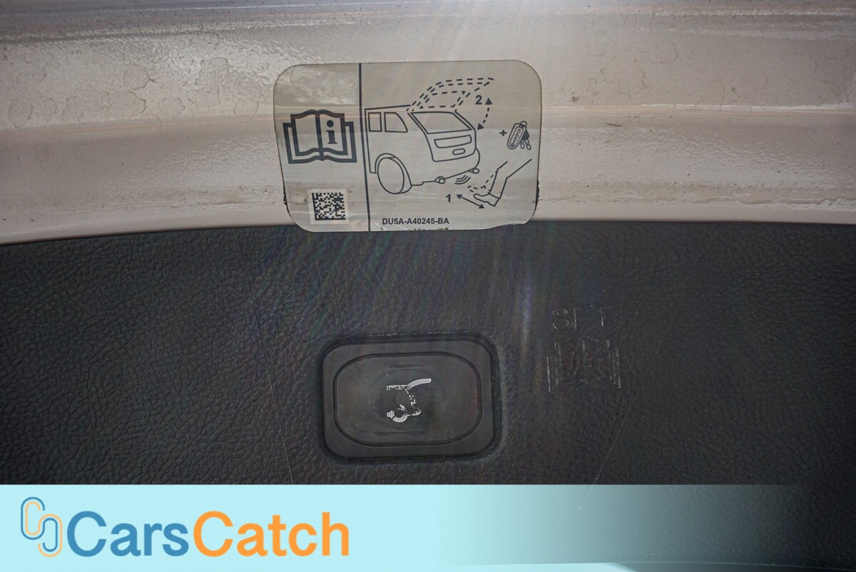 CARSCATCH - Used vehicle - SUV FORD EDGE 2017