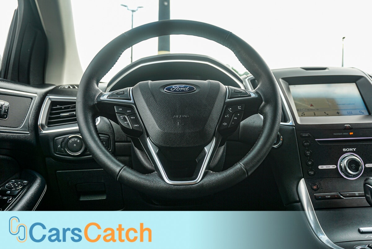 CARSCATCH - Used vehicle - SUV FORD EDGE 2017