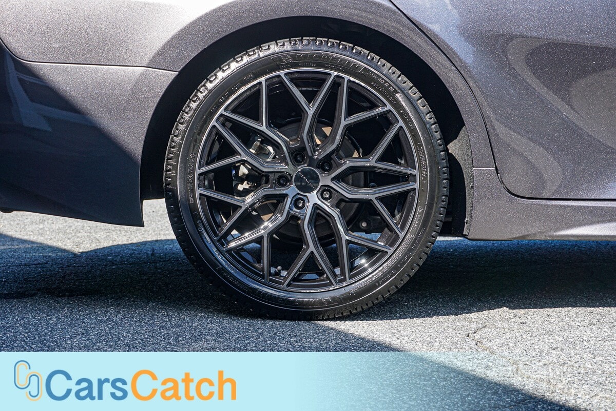 CARSCATCH - Used vehicle - SEDAN TOYOTA CAMRY 2022