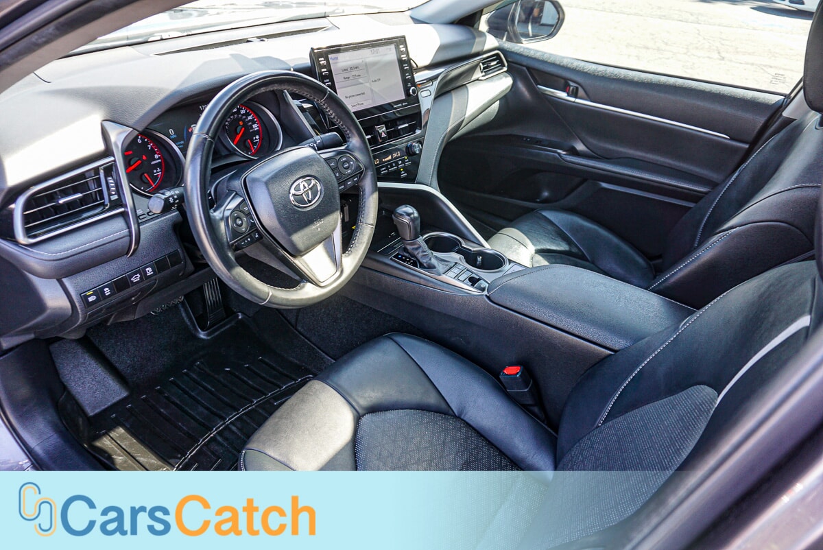 CARSCATCH - Used vehicle - SEDAN TOYOTA CAMRY 2022
