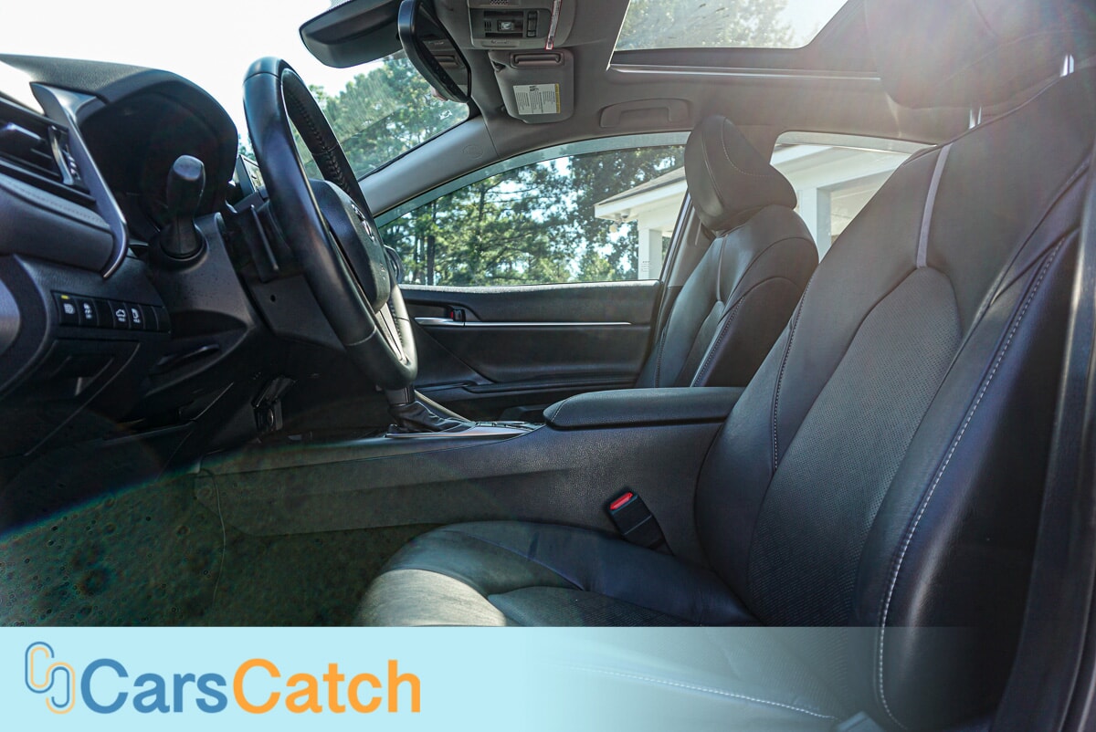 CARSCATCH - Used vehicle - SEDAN TOYOTA CAMRY 2022