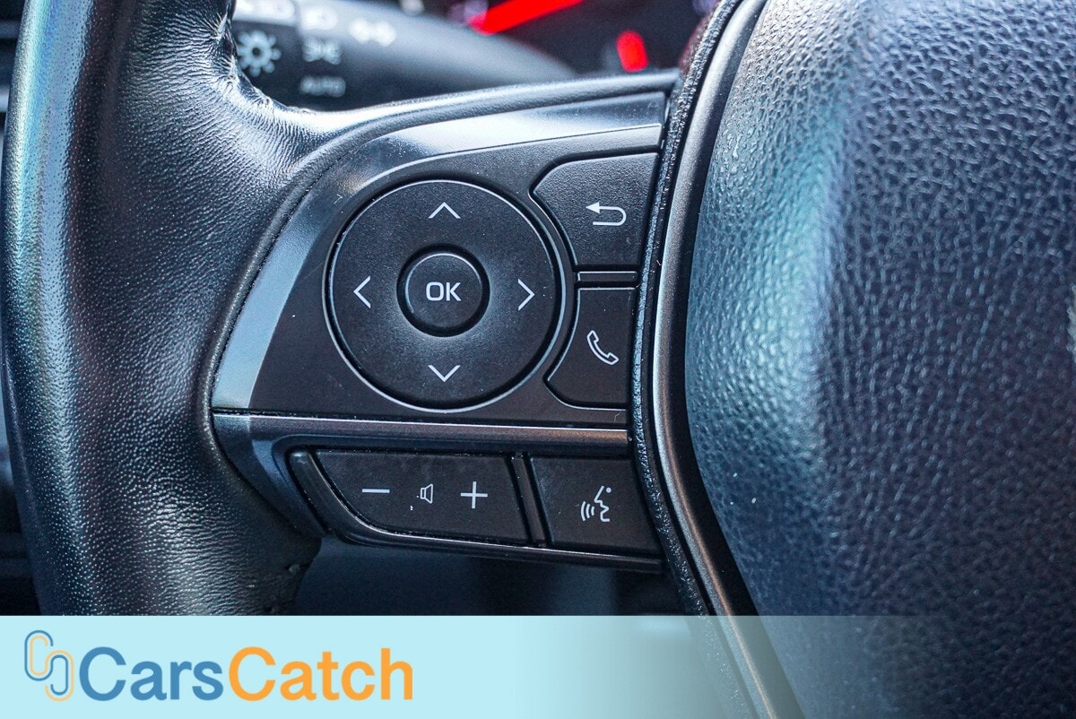 CARSCATCH - Used vehicle - SEDAN TOYOTA CAMRY 2022