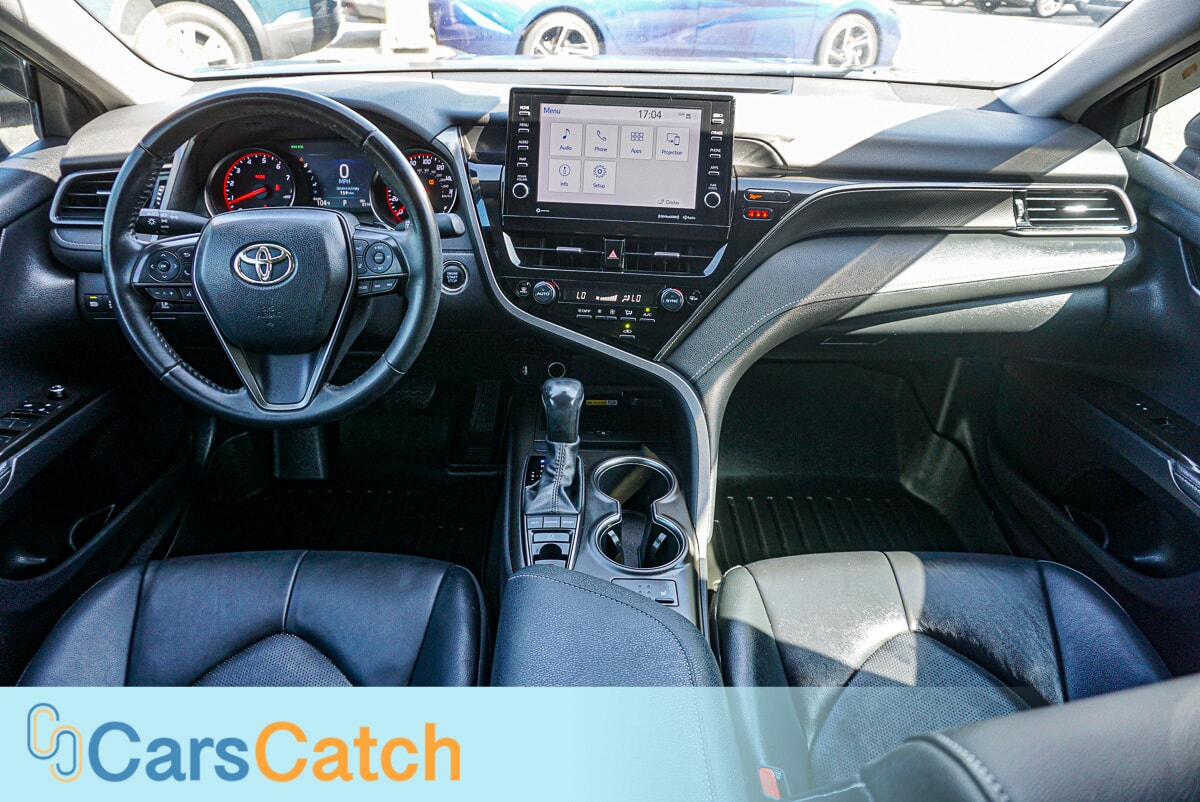 CARSCATCH - Used vehicle - SEDAN TOYOTA CAMRY 2022