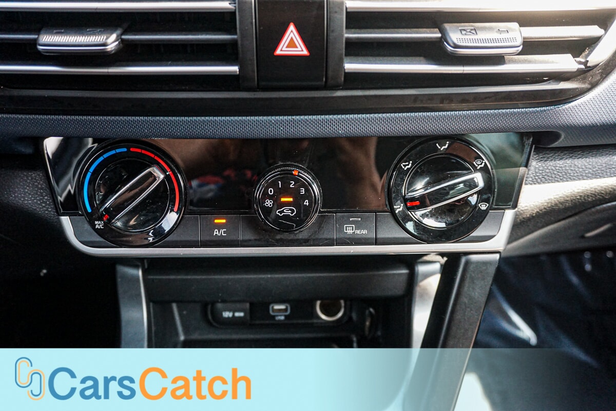 CARSCATCH - Used vehicle - SUV KIA SELTOS 2021