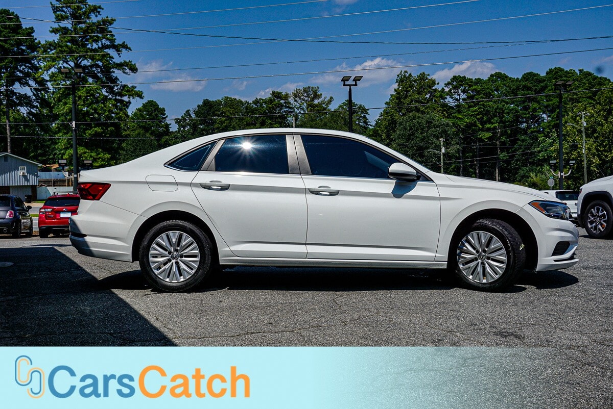 CARSCATCH - Used vehicle - SEDAN VOLKSWAGEN JETTA 2020