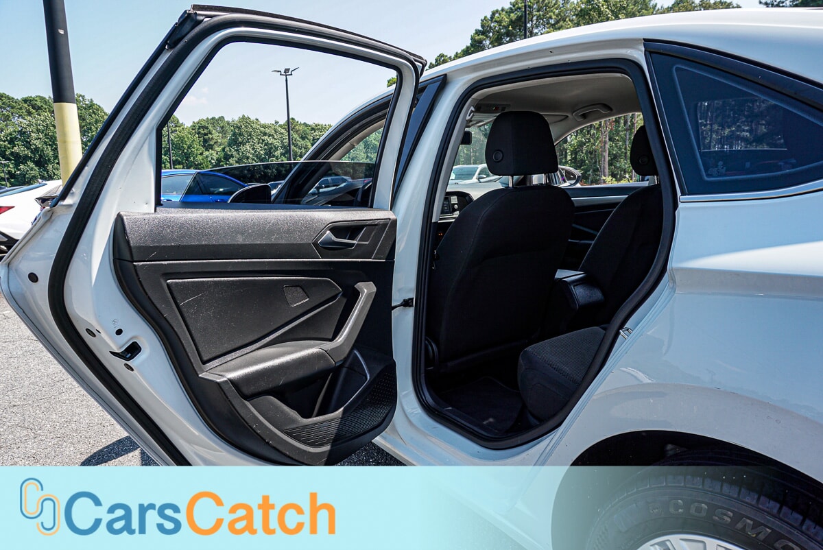CARSCATCH - Used vehicle - SEDAN VOLKSWAGEN JETTA 2020