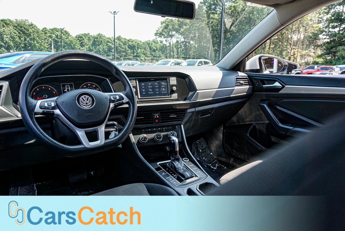CARSCATCH - Used vehicle - SEDAN VOLKSWAGEN JETTA 2020