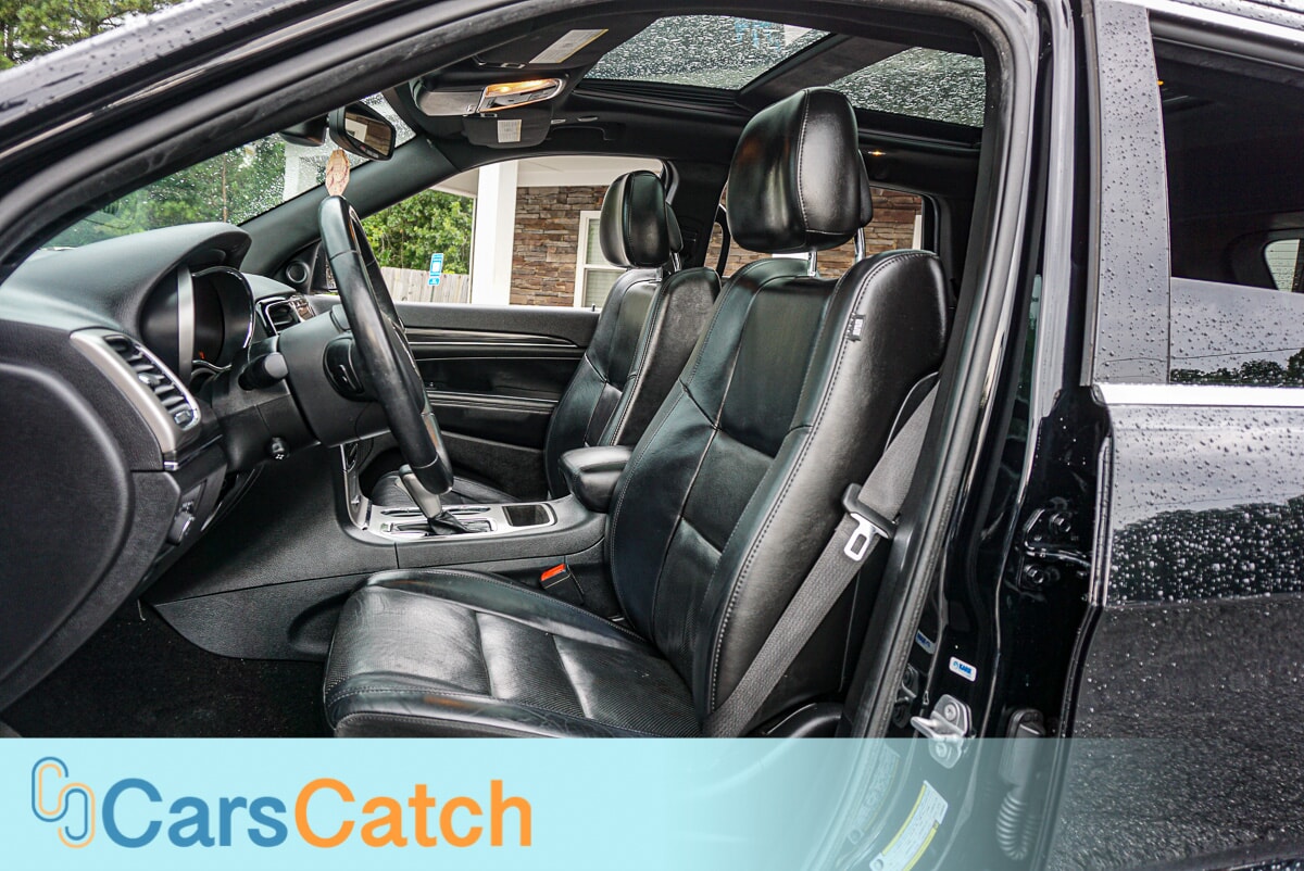 CARSCATCH - Used vehicle - SUV JEEP GRAND CHEROKEE 2019