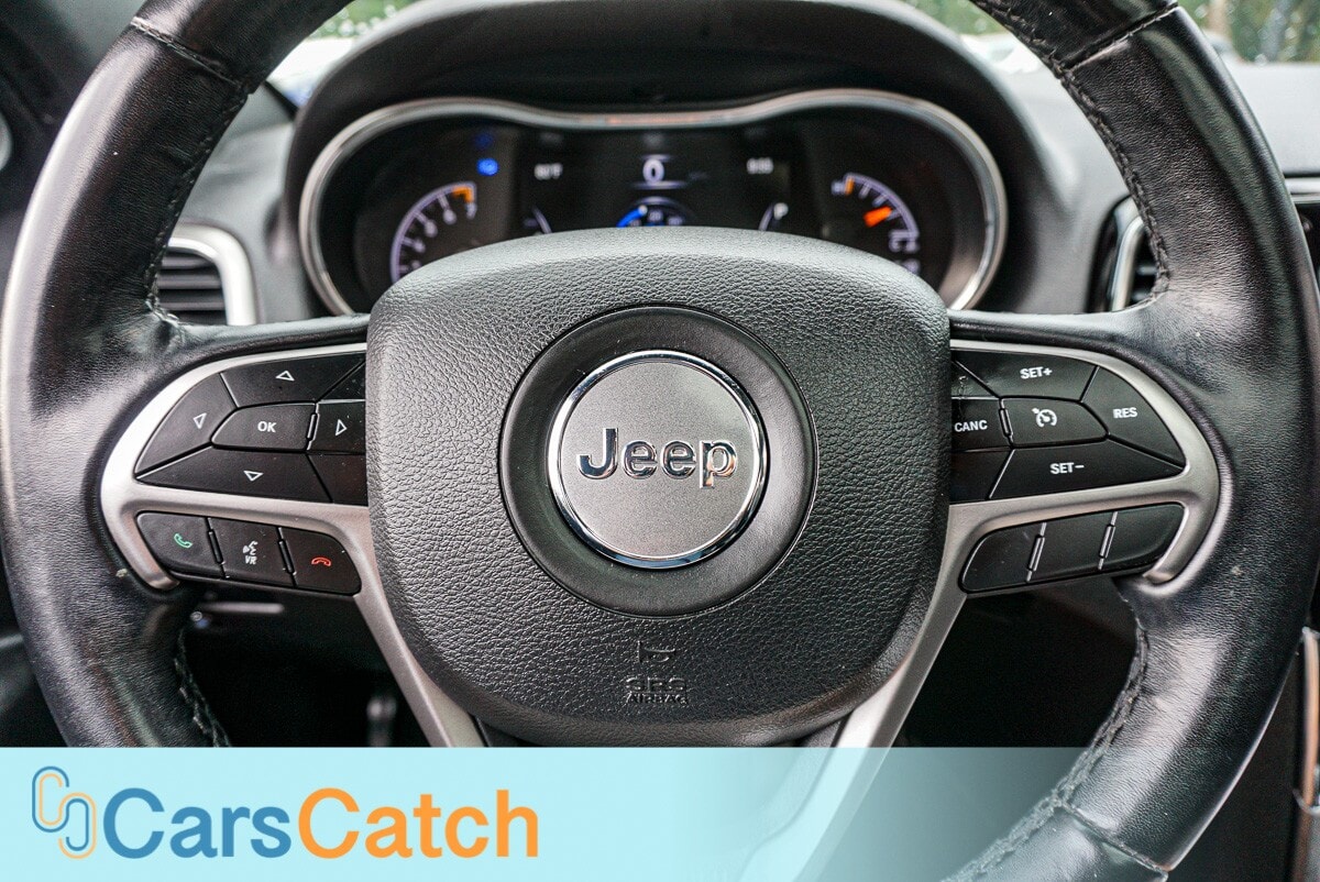 CARSCATCH - Used vehicle - SUV JEEP GRAND CHEROKEE 2019