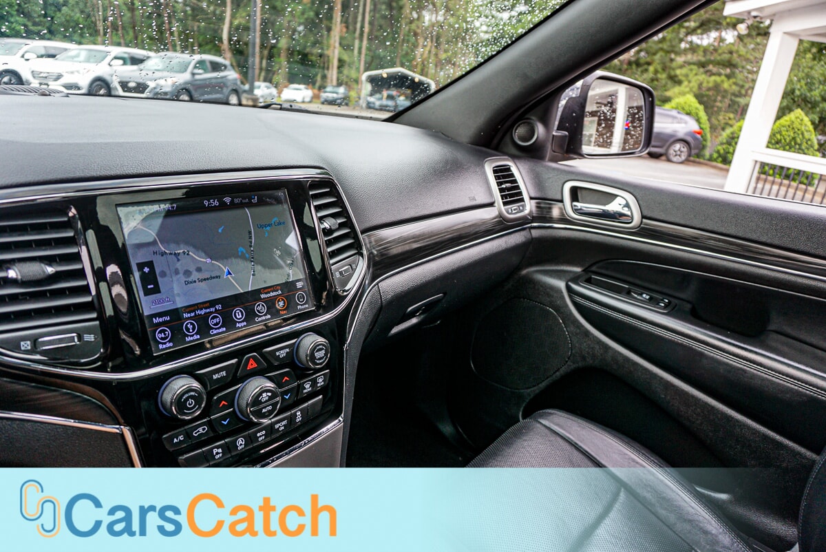 CARSCATCH - Used vehicle - SUV JEEP GRAND CHEROKEE 2019