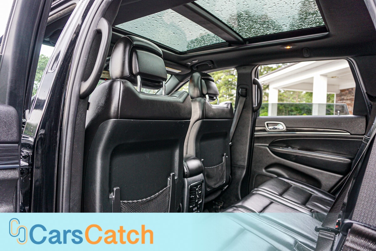 CARSCATCH - Used vehicle - SUV JEEP GRAND CHEROKEE 2019