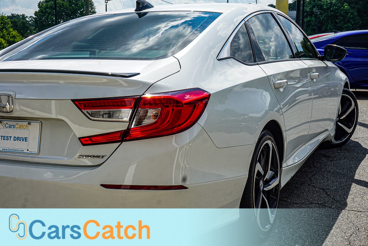 CARSCATCH - Used vehicle - SEDAN HONDA ACCORD 2022