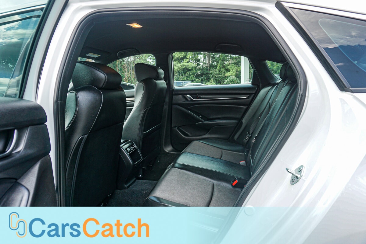 CARSCATCH - Used vehicle - SEDAN HONDA ACCORD 2022