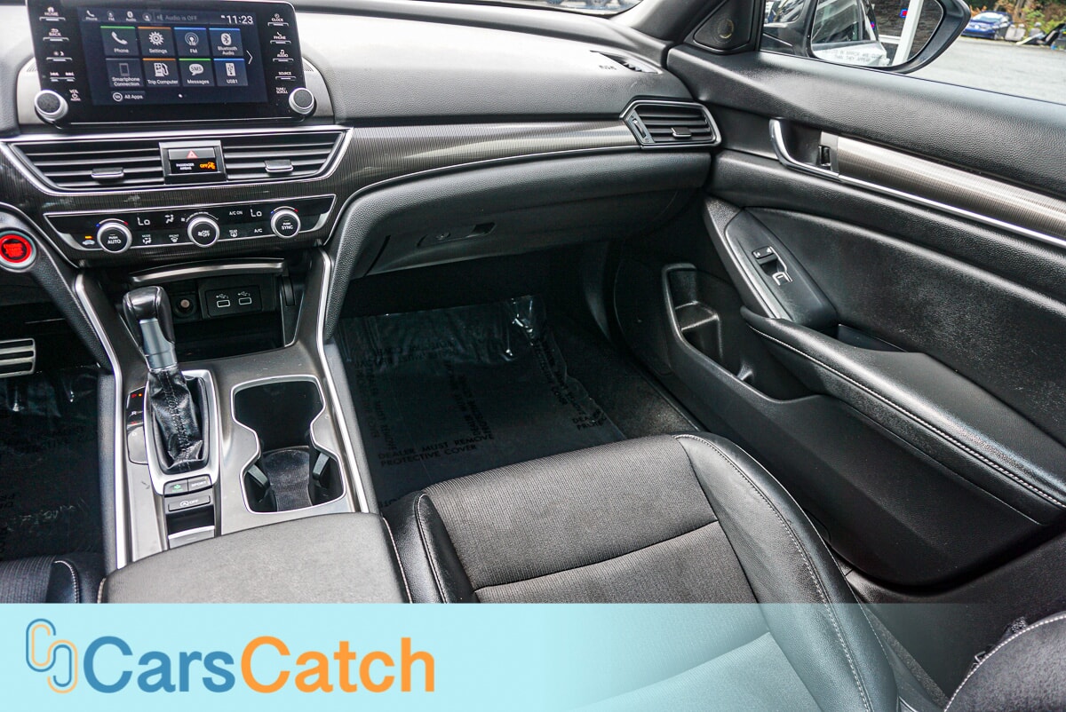 CARSCATCH - Used vehicle - SEDAN HONDA ACCORD 2022