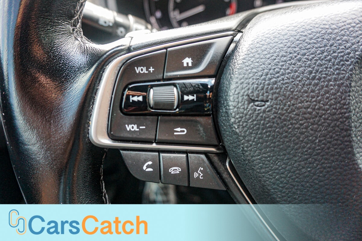 CARSCATCH - Used vehicle - SEDAN HONDA ACCORD 2022