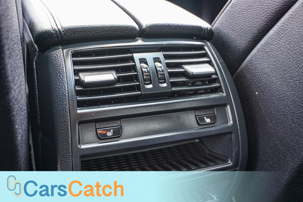 CARSCATCH - Used vehicle - SEDAN BMW 5 SERIES 2011
