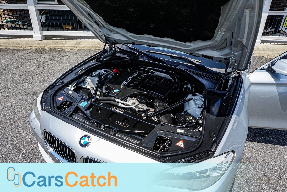CARSCATCH - Used vehicle - SEDAN BMW 5 SERIES 2011