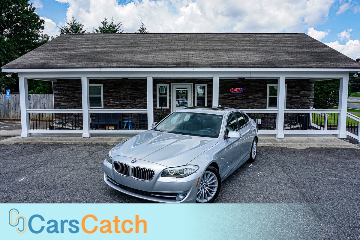 CARSCATCH - Used vehicle - SEDAN BMW 5 SERIES 2011