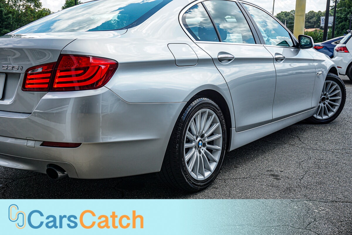 CARSCATCH - Used vehicle - SEDAN BMW 5 SERIES 2011