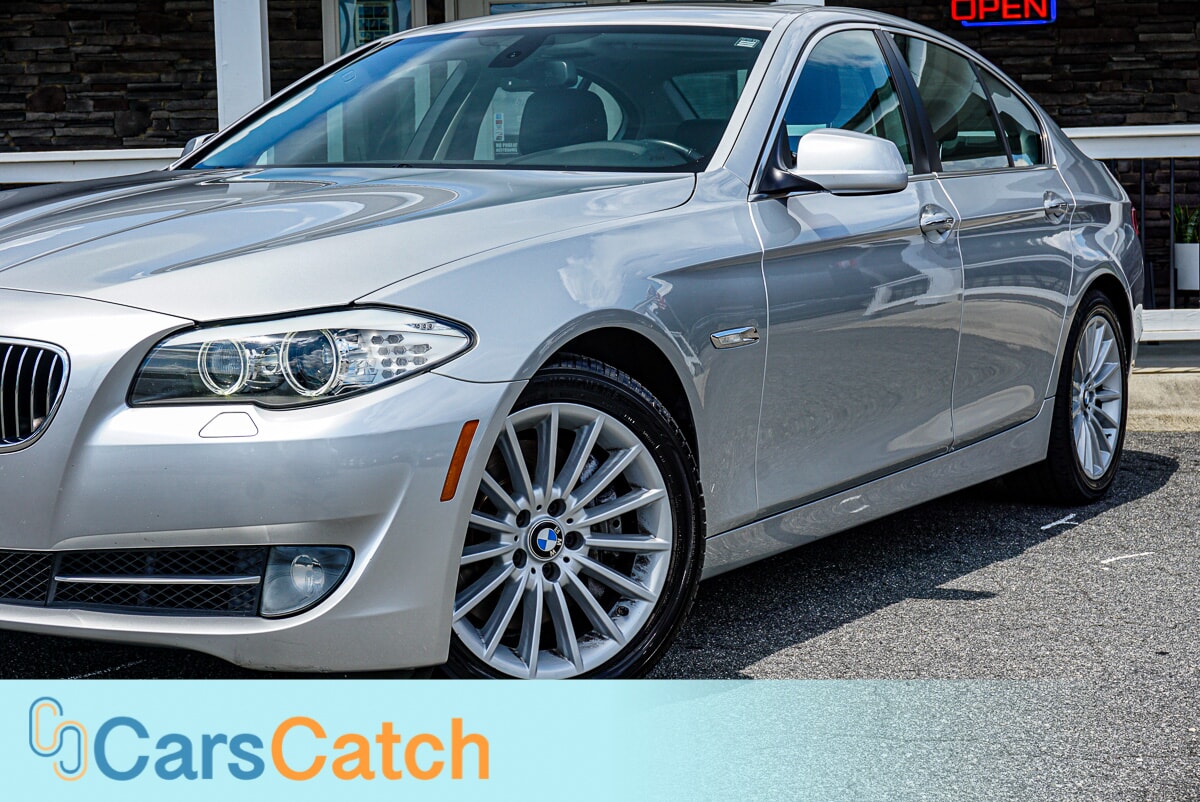 CARSCATCH - Used vehicle - SEDAN BMW 5 SERIES 2011