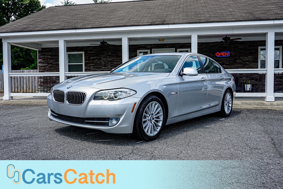 CARSCATCH - Used vehicle - SEDAN BMW 5 SERIES 2011