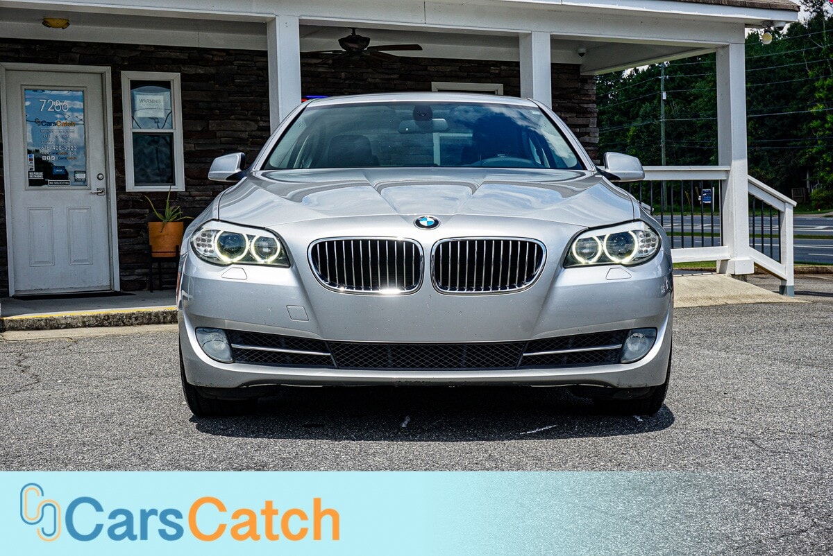 CARSCATCH - Used vehicle - SEDAN BMW 5 SERIES 2011