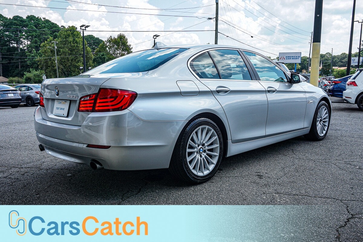 CARSCATCH - Used vehicle - SEDAN BMW 5 SERIES 2011