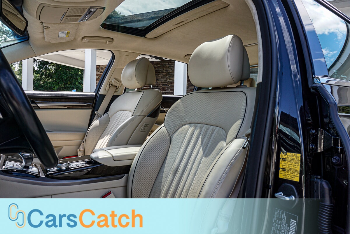 CARSCATCH - Used vehicle - SEDAN GENESIS G90 2019