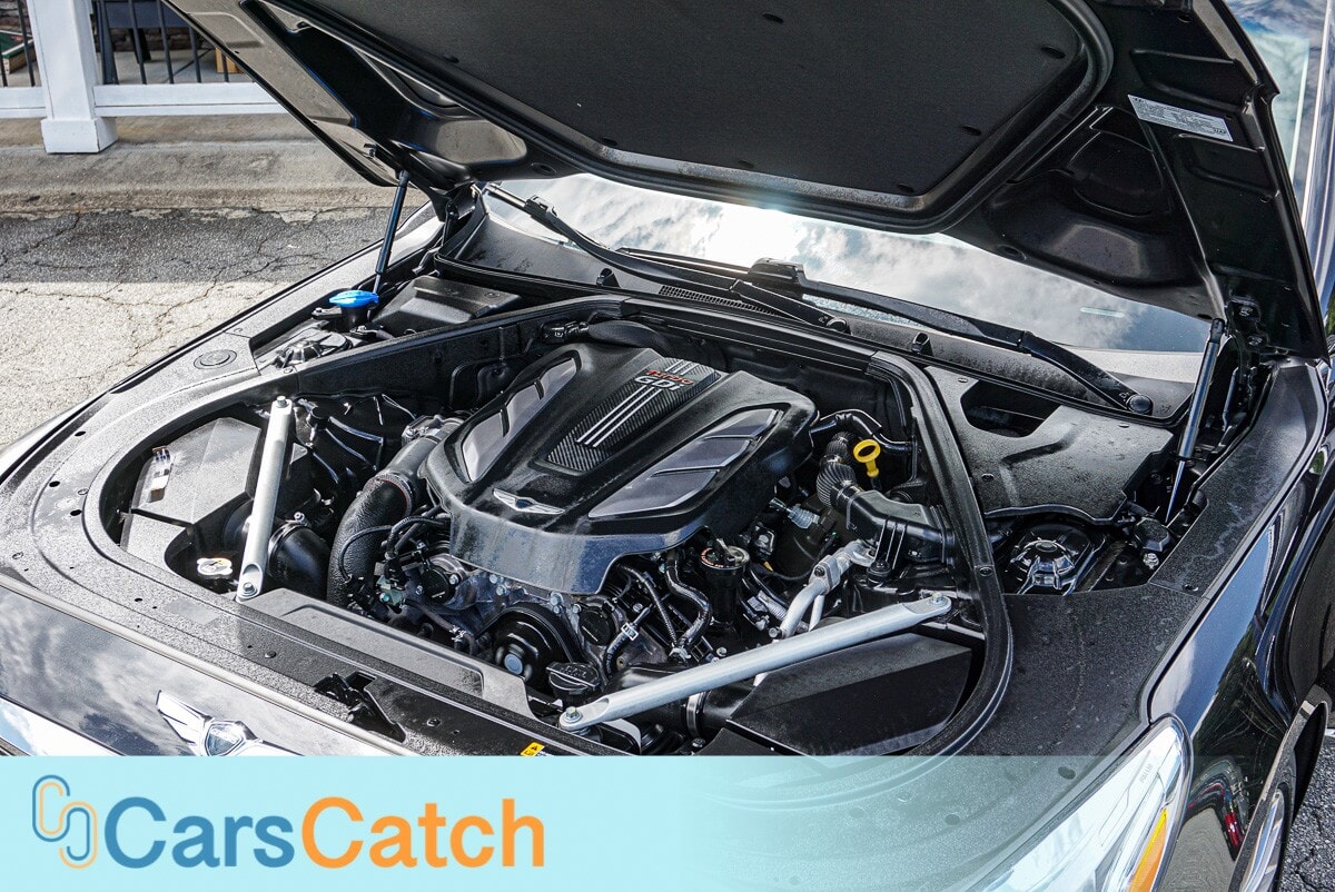 CARSCATCH - Used vehicle - SEDAN GENESIS G90 2019