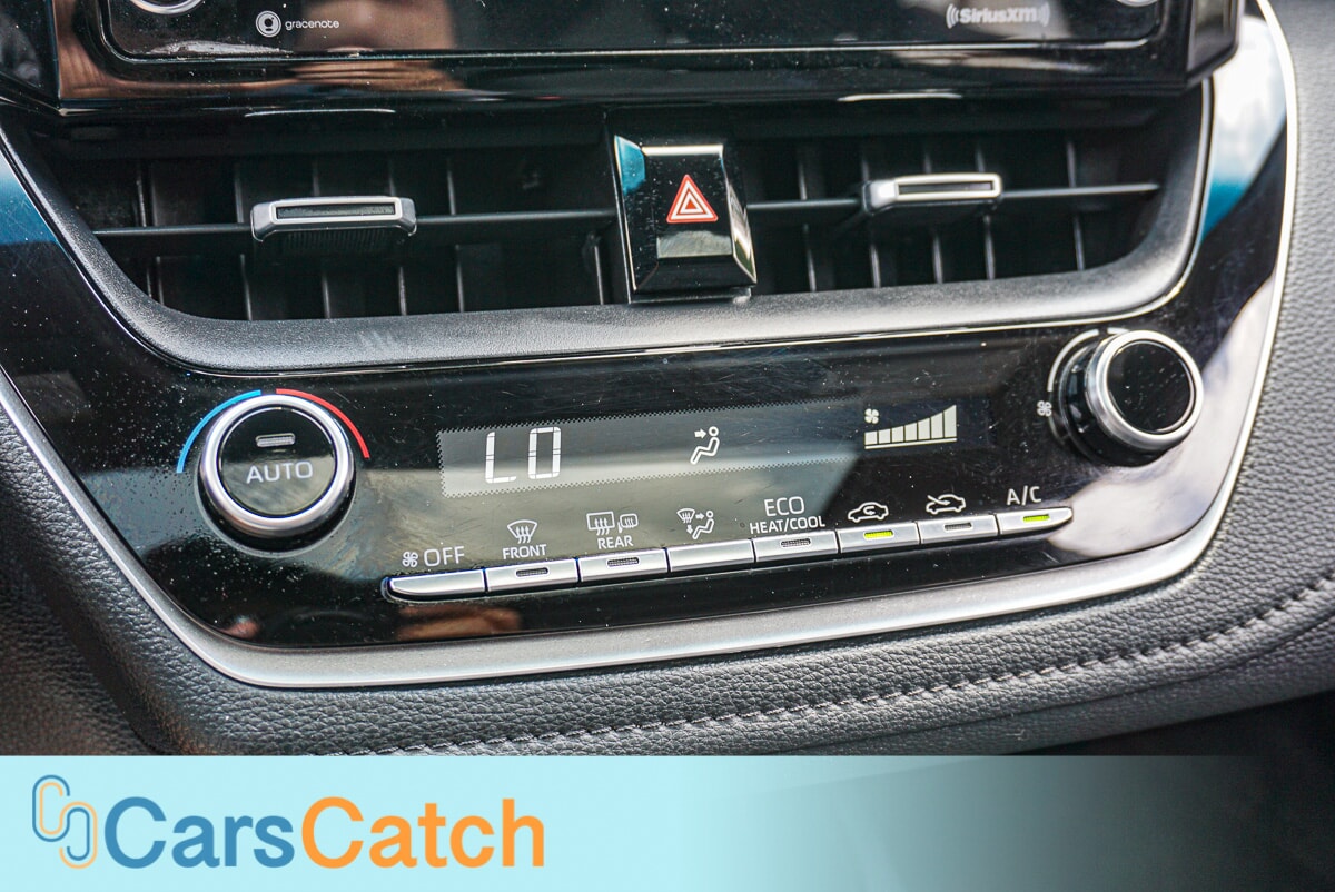 CARSCATCH - Used vehicle - SEDAN TOYOTA COROLLA 2021