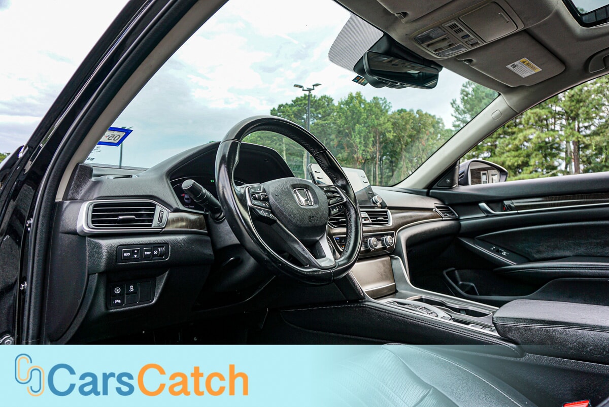CARSCATCH - Used vehicle - SEDAN HONDA ACCORD 2021