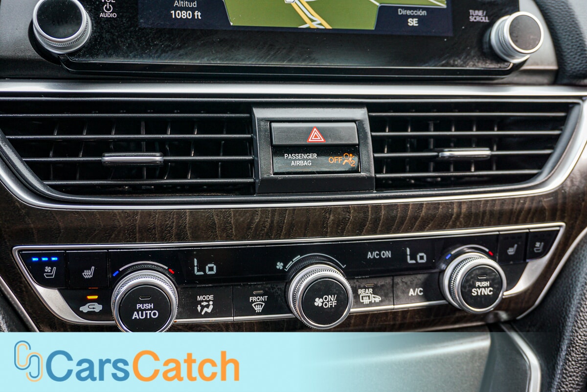 CARSCATCH - Used vehicle - SEDAN HONDA ACCORD 2021
