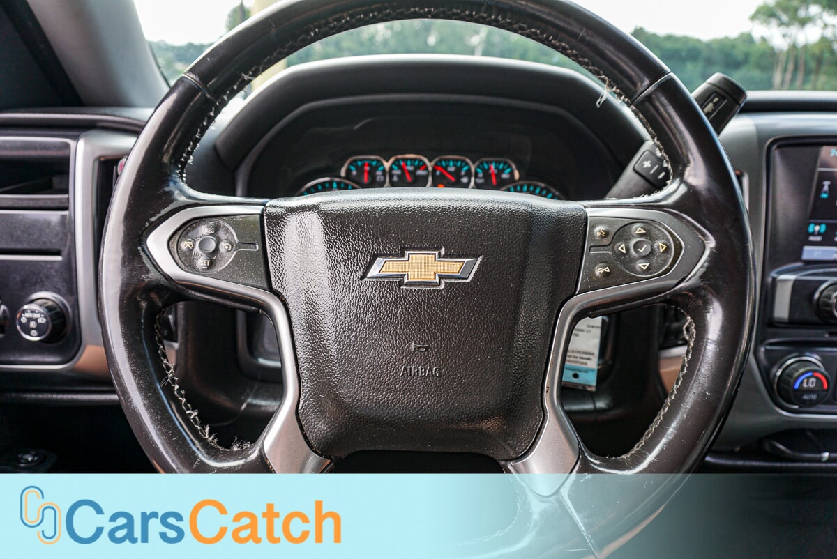 CARSCATCH - Used vehicle - TRUCK CHEVROLET SILVERADO 1500 2017
