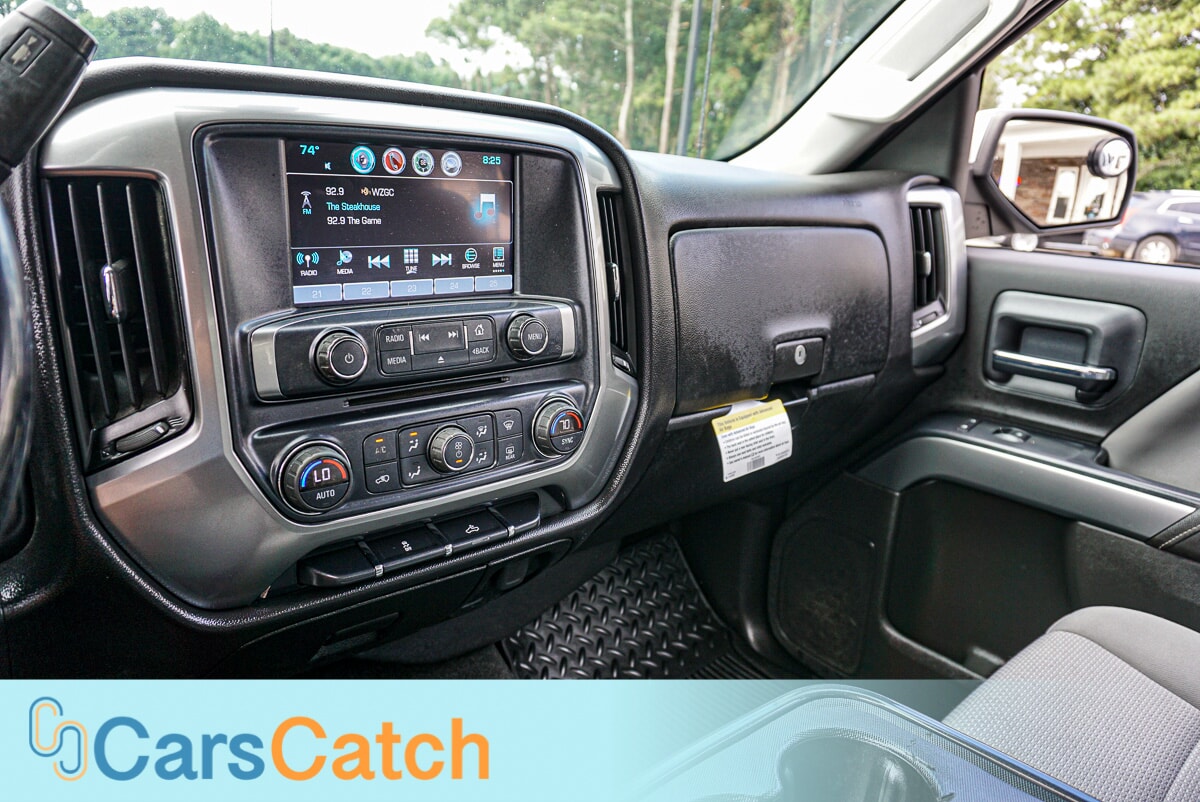 CARSCATCH - Used vehicle - TRUCK CHEVROLET SILVERADO 1500 2017