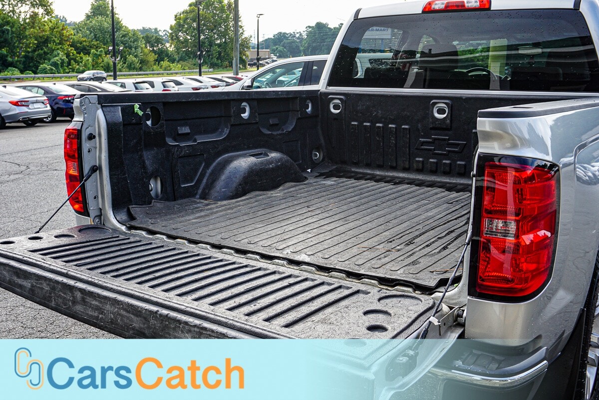 CARSCATCH - Used vehicle - TRUCK CHEVROLET SILVERADO 1500 2017