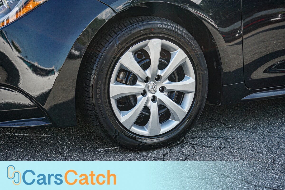 CARSCATCH - Used vehicle - SEDAN TOYOTA COROLLA 2022