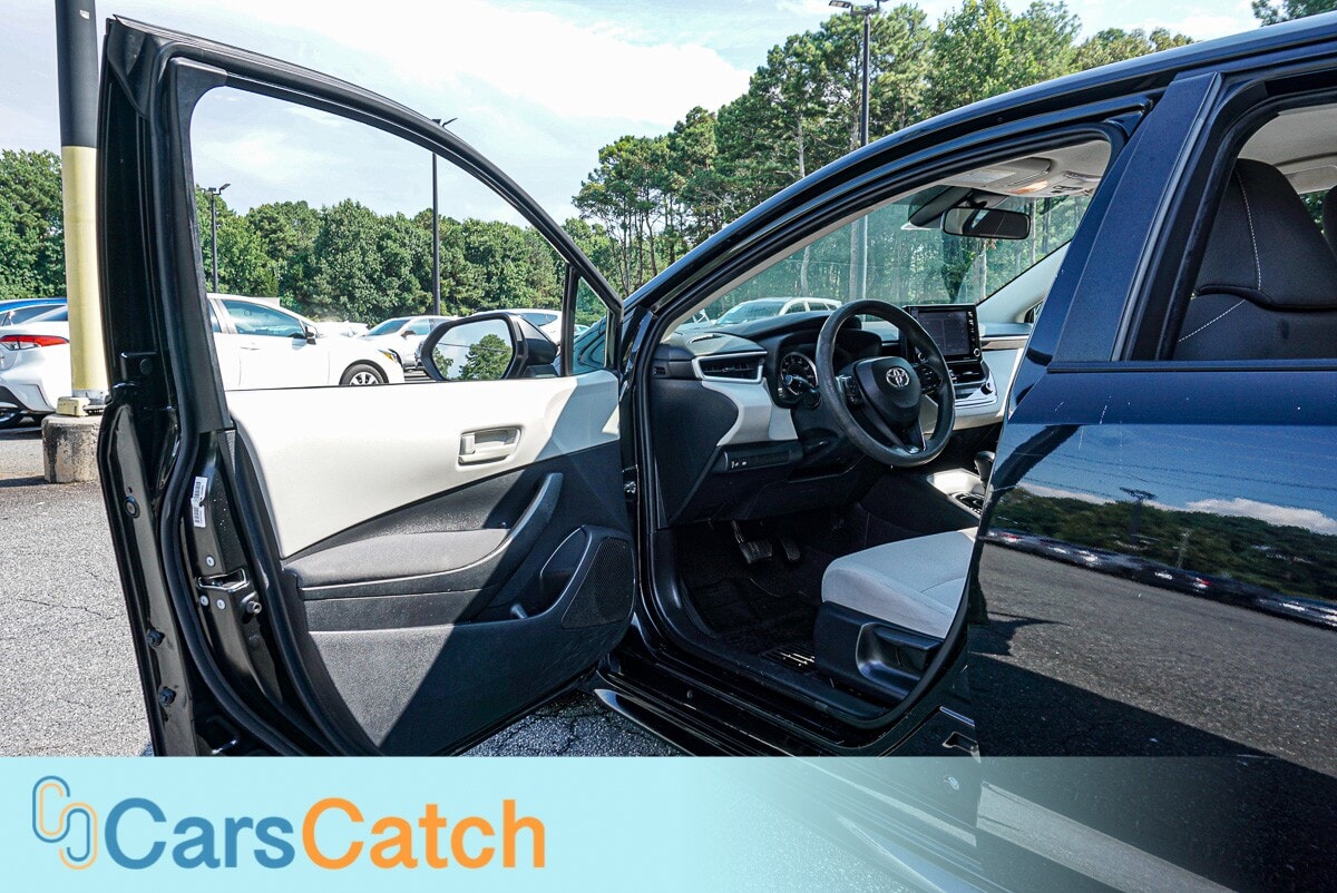 CARSCATCH - Used vehicle - SEDAN TOYOTA COROLLA 2022
