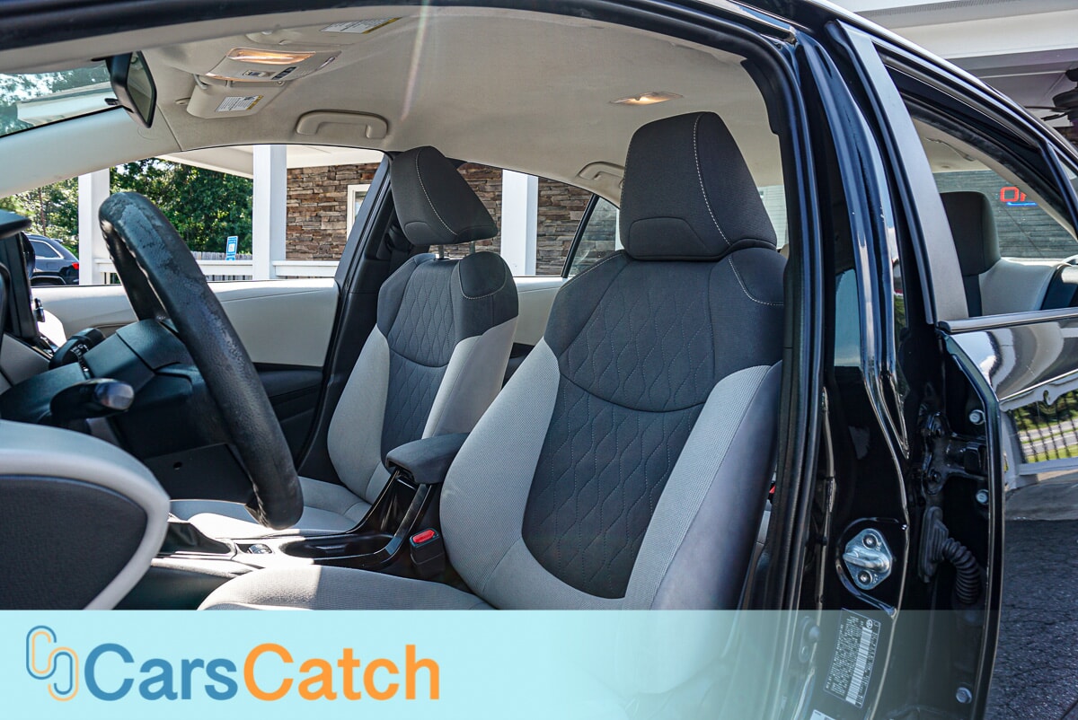 CARSCATCH - Used vehicle - SEDAN TOYOTA COROLLA 2022