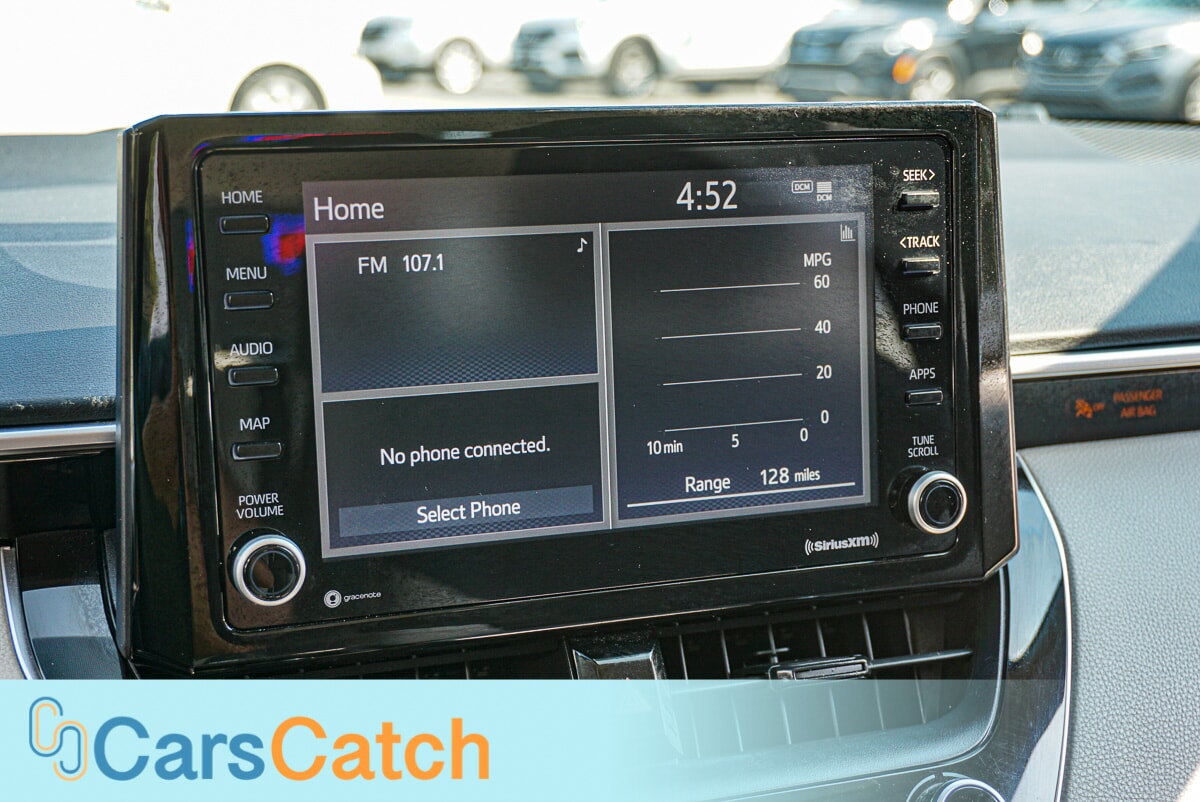 CARSCATCH - Used vehicle - SEDAN TOYOTA COROLLA 2022