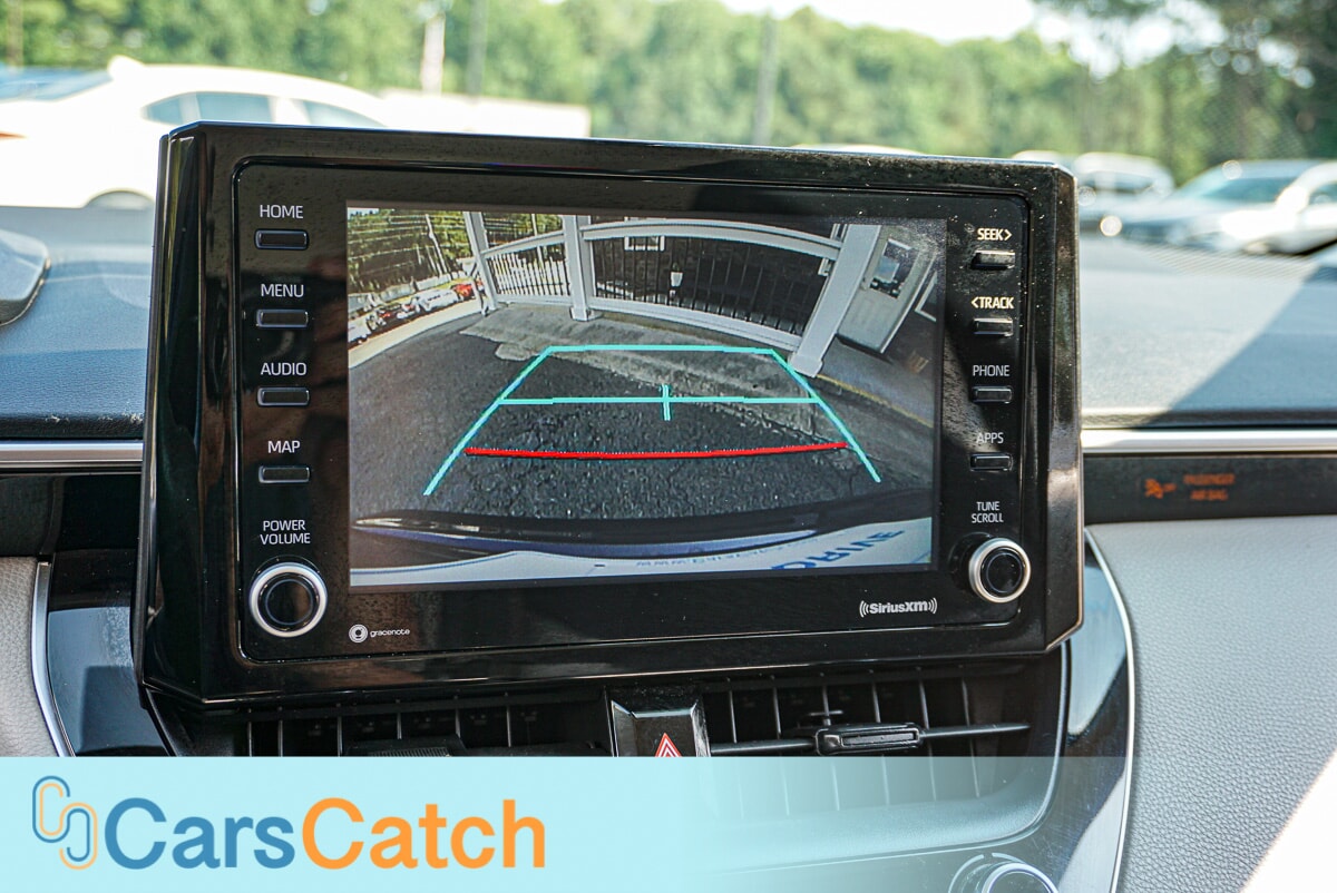 CARSCATCH - Used vehicle - SEDAN TOYOTA COROLLA 2022