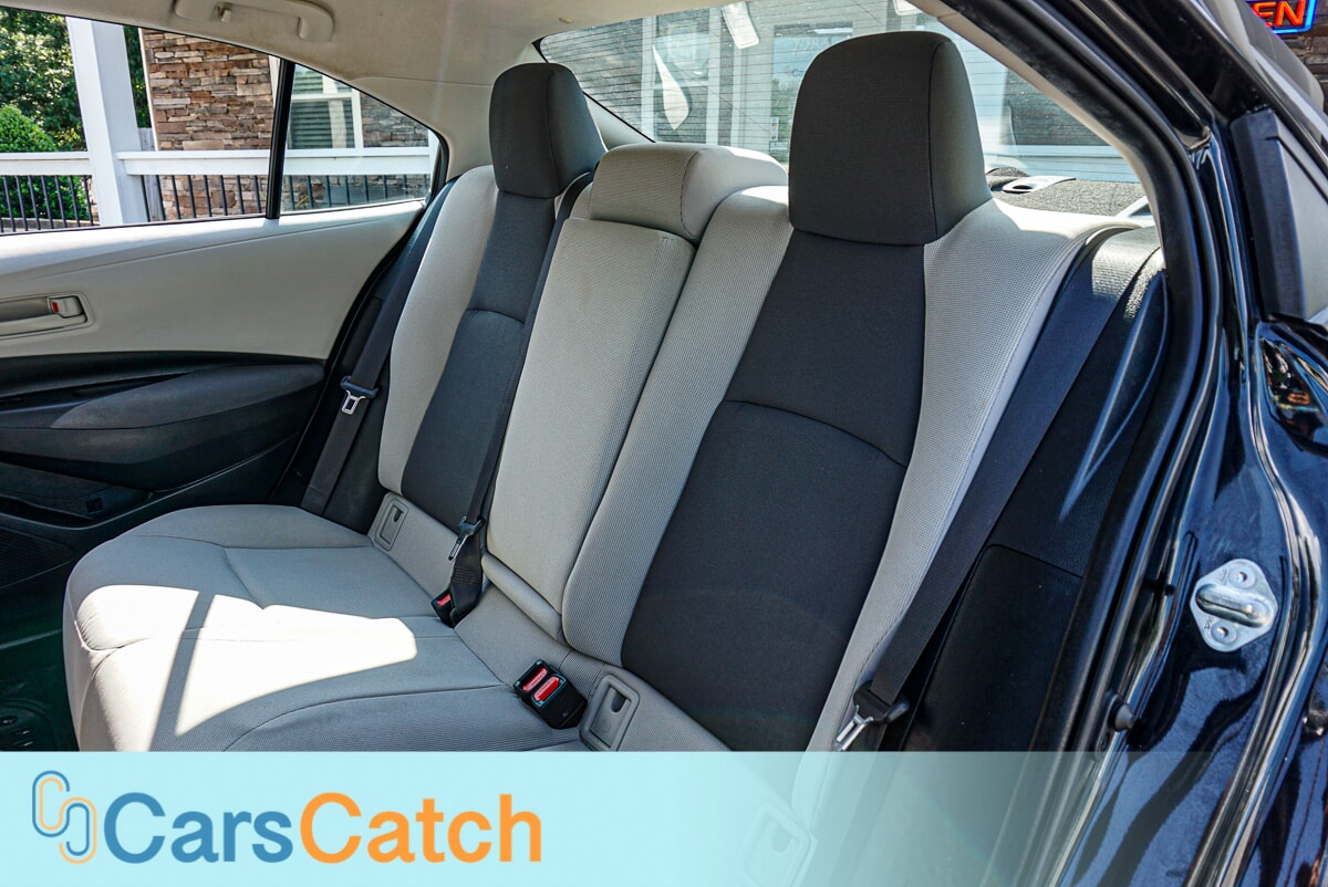 CARSCATCH - Used vehicle - SEDAN TOYOTA COROLLA 2022