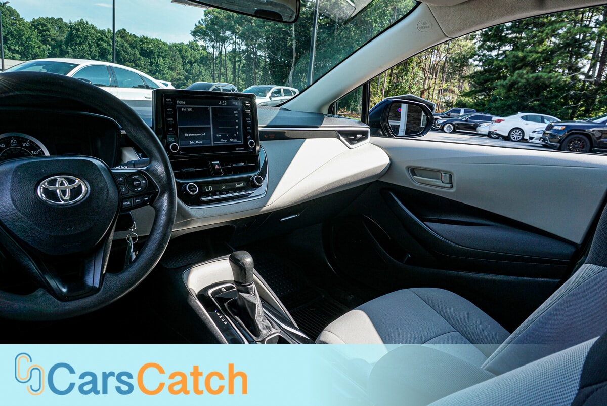 CARSCATCH - Used vehicle - SEDAN TOYOTA COROLLA 2022