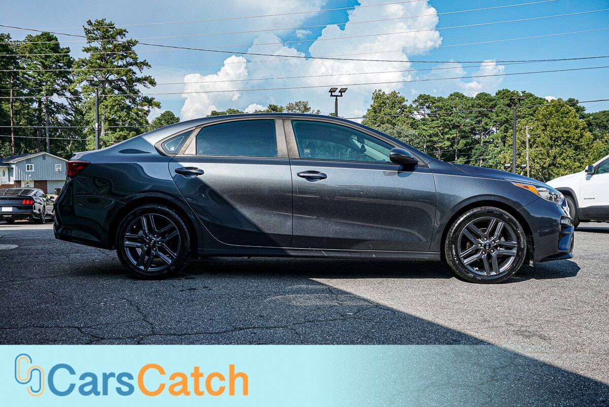 CARSCATCH - Used vehicle - SEDAN KIA FORTE 2019