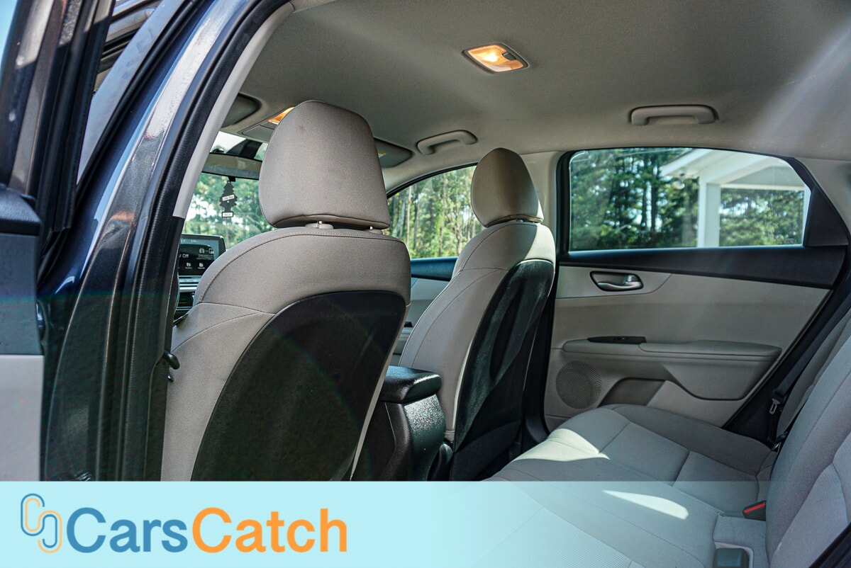 CARSCATCH - Used vehicle - SEDAN KIA FORTE 2019