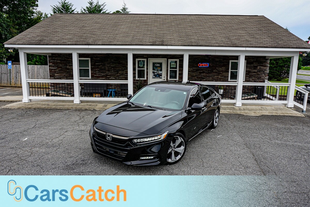 CARSCATCH - Used vehicle - SEDAN HONDA ACCORD 2020