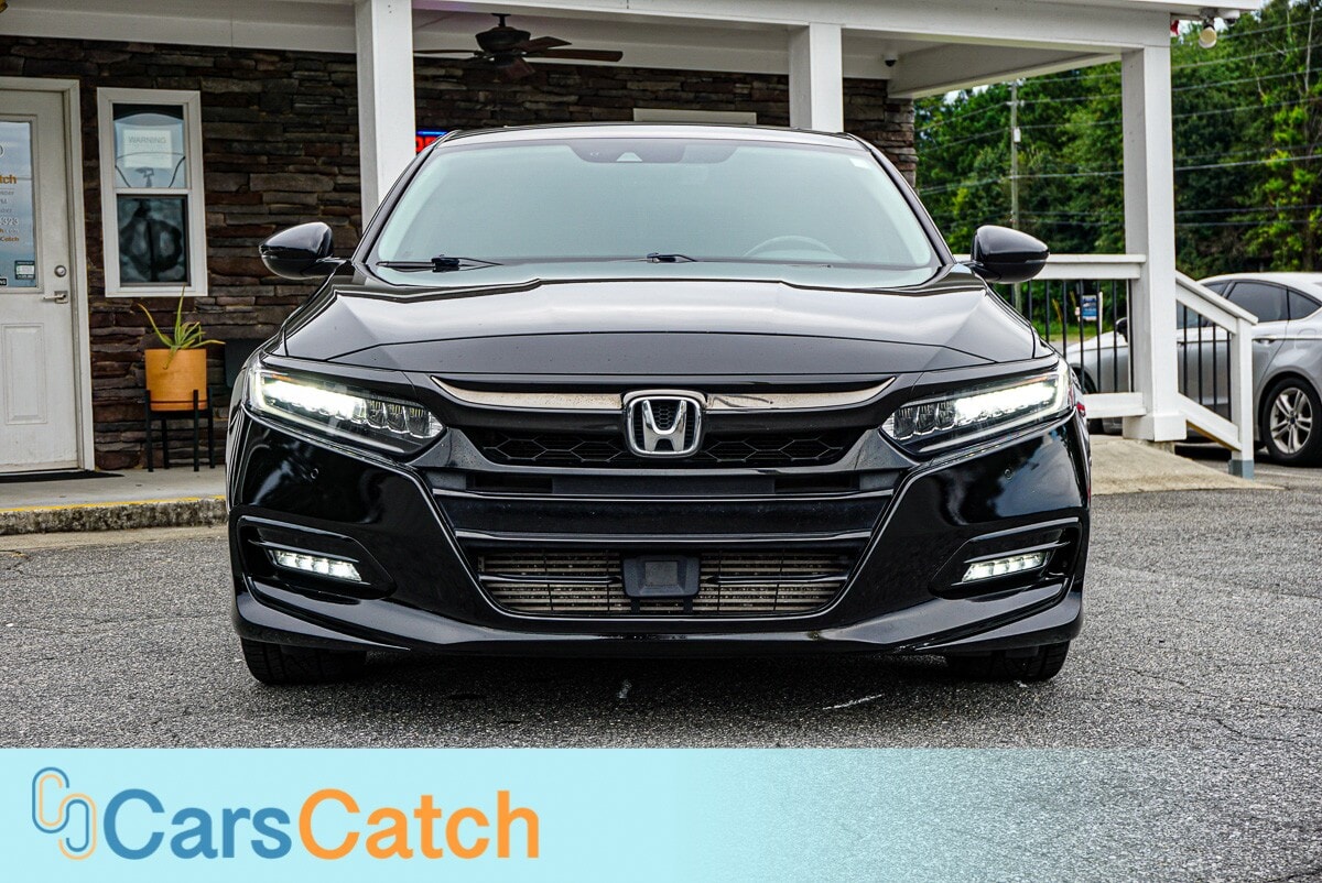 CARSCATCH - Used vehicle - SEDAN HONDA ACCORD 2020